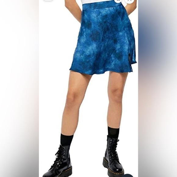 Free People Martine Flirt Tie-Dye Skirt Navy Blue Combo Size 12 - Picture 2 of 10